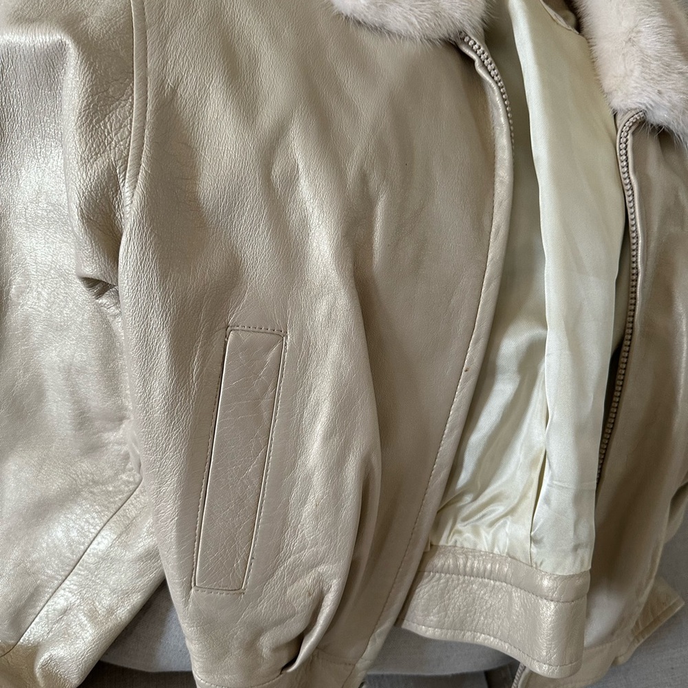 Cream leather jacket - Picture 5 of 6